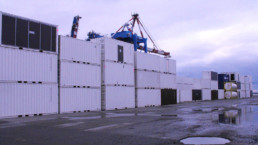 Les containers avant chargement sur le bateau