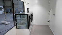 Installation matériel de cuisine dans container